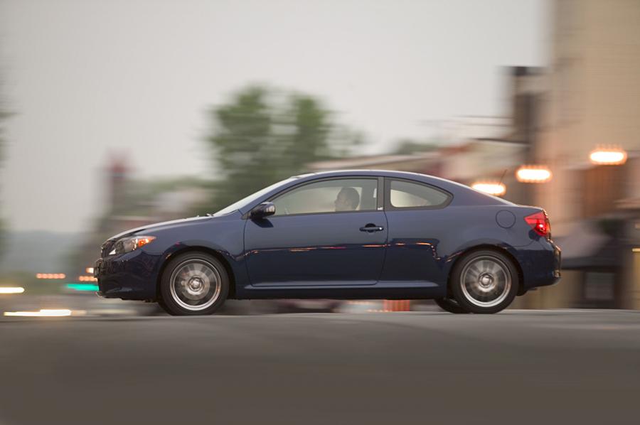 Scion tC 2005 года  (фото 20 из 130)